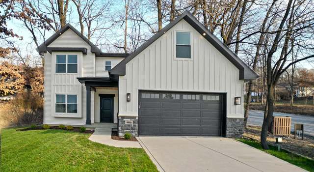 Photo of 1675 Sunnyslope Dr, Crown Point, IN 46307