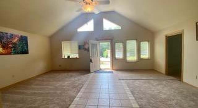 Photo of 741 S Lakeview Dr, Lowell, IN 46356