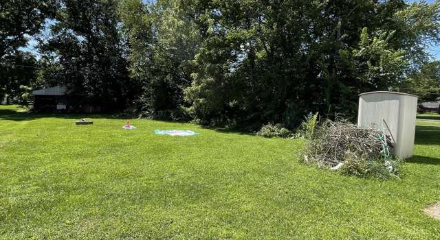 Photo of 605 E Washington St, Morocco, IN 47963