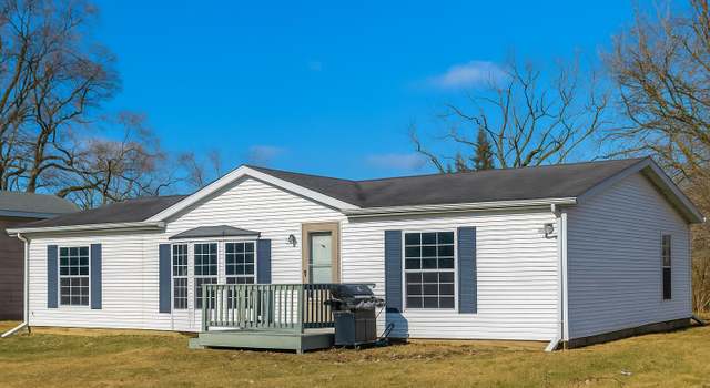Photo of 605 E Washington St, Morocco, IN 47963