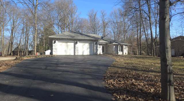 Photo of 581 W Cheyenne Ct, Westville, IN 46391