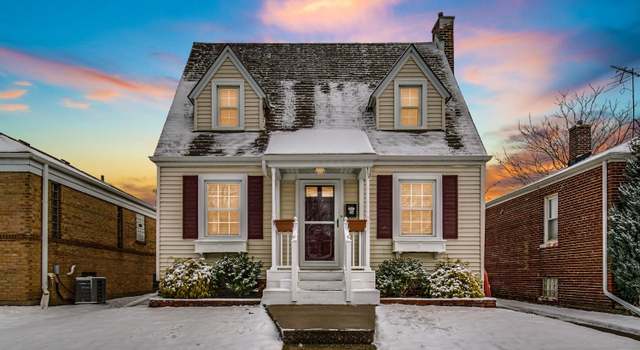 Photo of 1421 Parkview Ave, Whiting, IN 46394