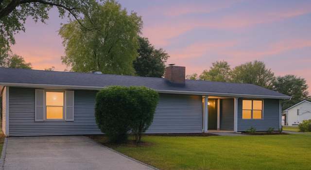 Photo of 715 Jefferson St, Kouts, IN 46347