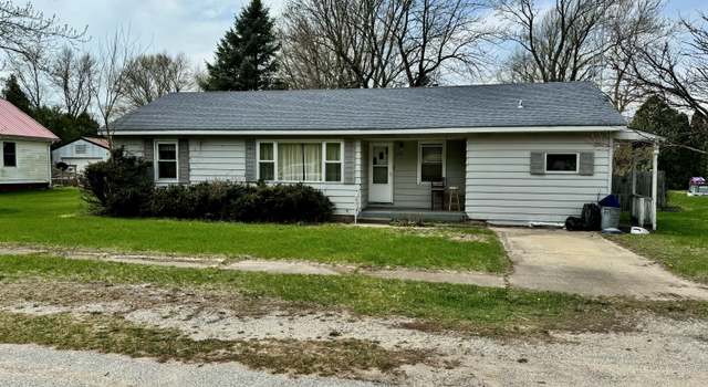 Photo of 205 Broadway St, San Pierre, IN 46374