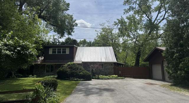 Photo of 301 W 240th Ave, Shelby, IN 46377