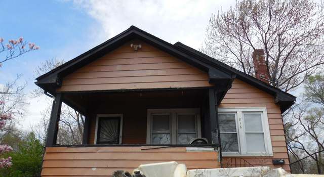 Photo of 816 Floyd St, Gary, IN 46403