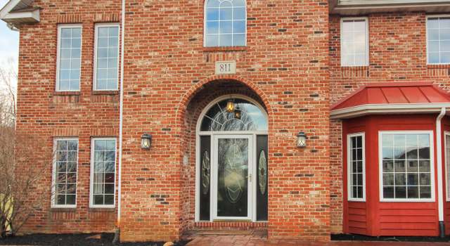 Photo of 811 Elk Ln, Westville, IN 46391