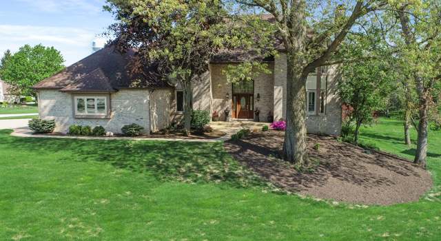 Photo of 428 Forestwood Dr, Valparaiso, IN 46385