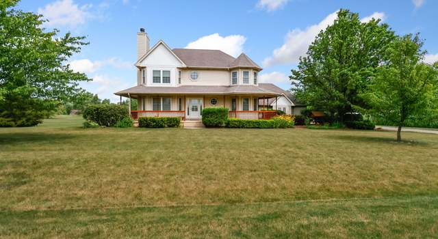 Photo of 653 Allegheny Dr, Hebron, IN 46341