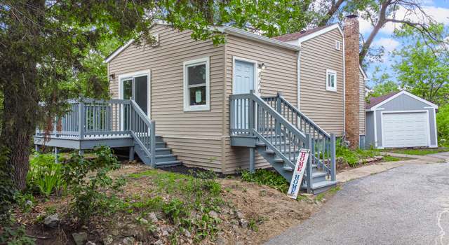 Photo of 220 E Washington Ave, Hobart, IN 46342