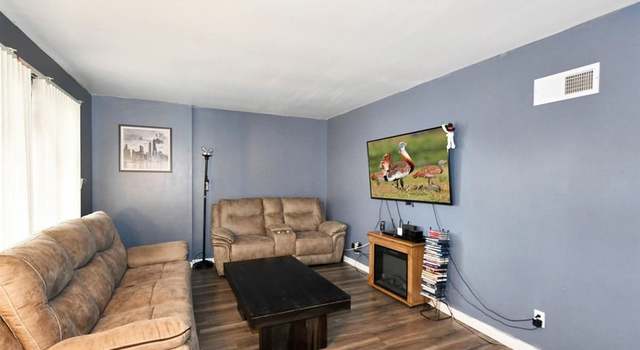 Photo of 1329 Capri Ln, Dyer, IN 46311