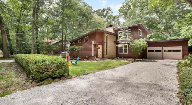 Photo of 312 Pokagon Dr, Michiana Shores, IN 46360