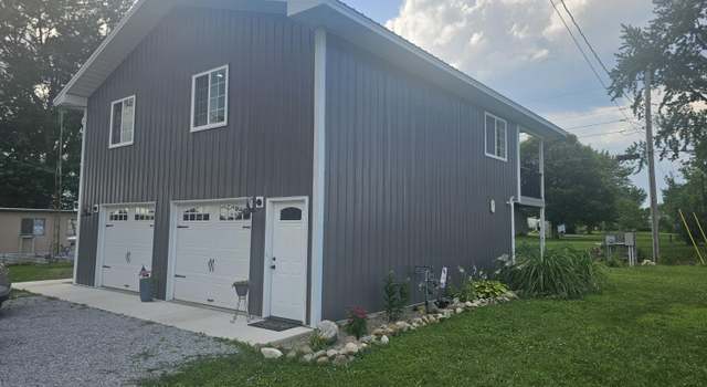 Photo of 11016 W Lakeview Dr, Kewanna, IN 46939