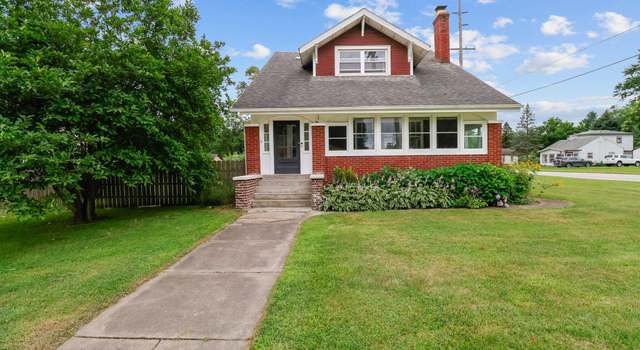 Photo of 1157 Woodlawn Ave, Chesterton, IN 46304