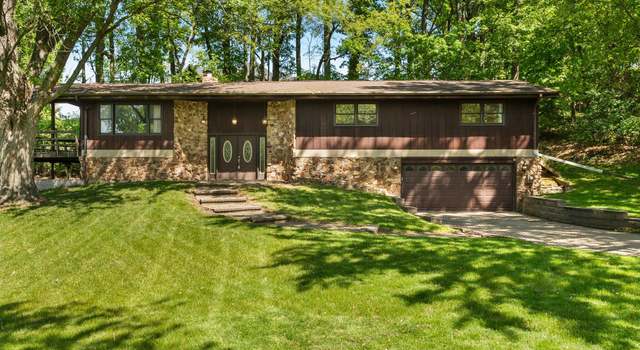 Photo of 213 Scarborough Ct, Valparaiso, IN 46385