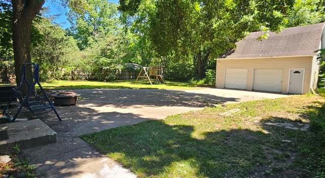 Photo of 706 E Lake St, Knox, IN 46534