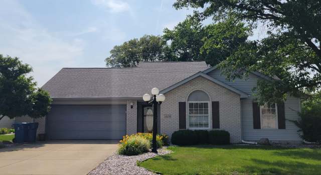 Photo of 408 S Pleasant Dr, Kouts, IN 46347