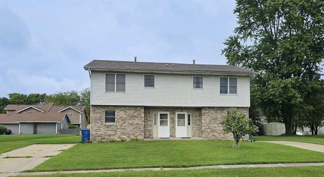 Photo of 213-215 Burr Ct, Lowell, IN 46356