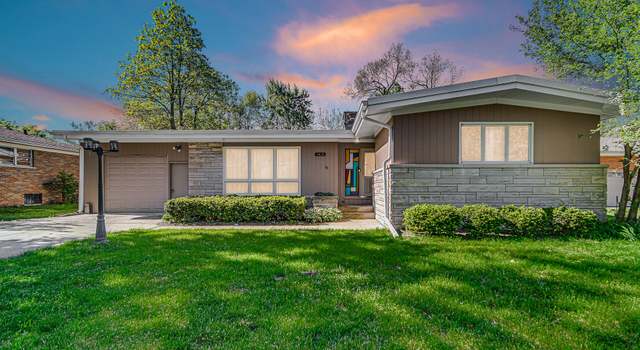 Photo of 1424 35th St, Munster, IN 46321