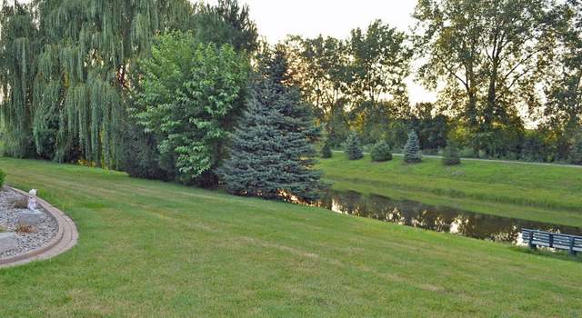 Photo of 889 Flagstone Dr, Dyer, IN 46311