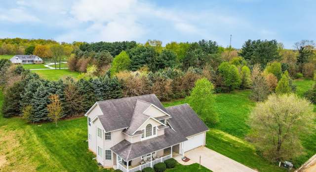 Photo of 304 Pepper Ridge Dr S, North Liberty, IN 46554