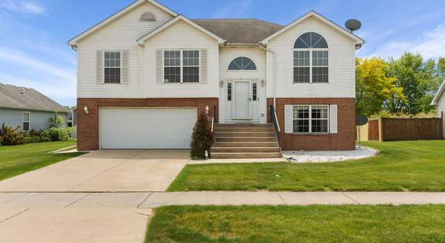 Photo of 323 Quail Dr, Hobart, IN 46342