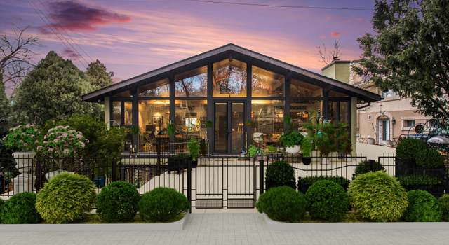 Photo of 33 Shore Dr, Ogden Dunes, IN 46368