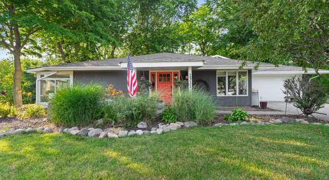 Photo of 1511 Ivygate Ct, Crown Point, IN 46307