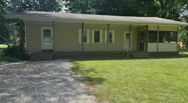 Photo of 5433 E Saugana Trl, Rolling Prairie, IN 46371