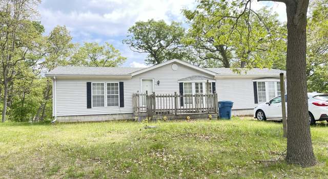 Photo of 5872 E 1015 N, Demotte, IN 46310