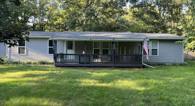 Photo of 11613 Chateau Ln, Demotte, IN 46310