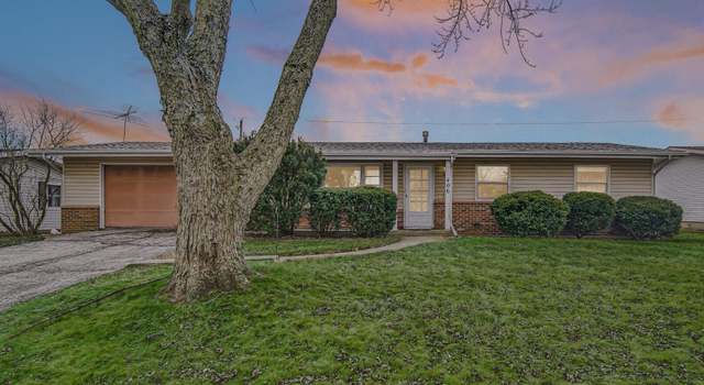 Property at 406 Sandalwood Dr, Valparaiso, IN 46385, 3 beds, 1 bath