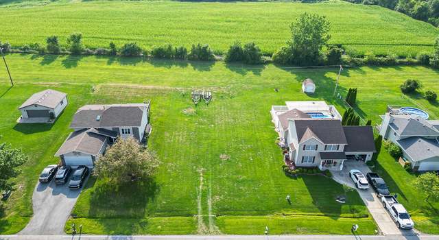 Photo of 3894 Brookside Dr, Crown Point, IN 46307