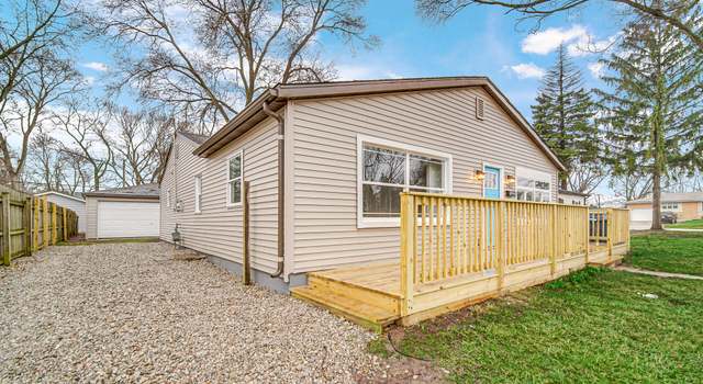 Photo of 2412 Walnut Dr, Highland, IN 46322