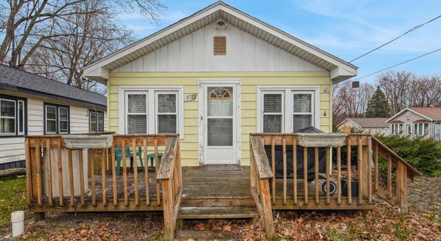 Photo of 8179 E Ivy Blvd, New Carlisle, IN 46552