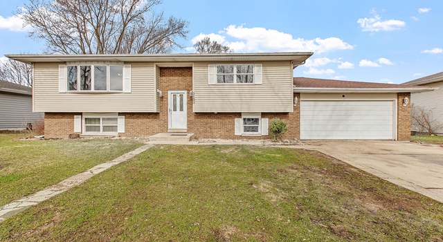 Photo of 3180 Saint Julian St, Portage, IN 46368