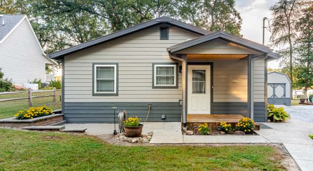 Photo of 10566 E Hackberry Ave, Monterey, IN 46960
