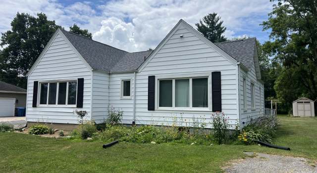 Photo of 501 N Church St, Kouts, IN 46347