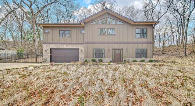 Photo of 49 S Oval Ave, Beverly Shores, IN 46301