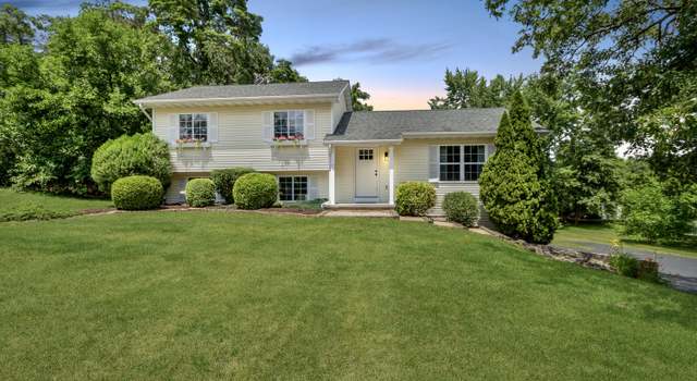 Photo of 5584 E 989 N, Demotte, IN 46310