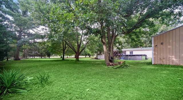 Photo of 10895 Edgewood Dr, Demotte, IN 46310