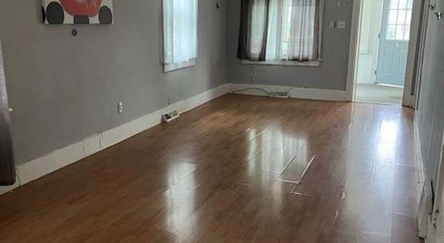 Photo of 815 Lake St, Hobart, IN 46342