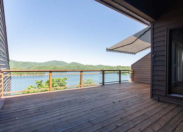 Property at 500 Marina Rd E2, Murphy, NC 28906, 2 beds, 2 baths