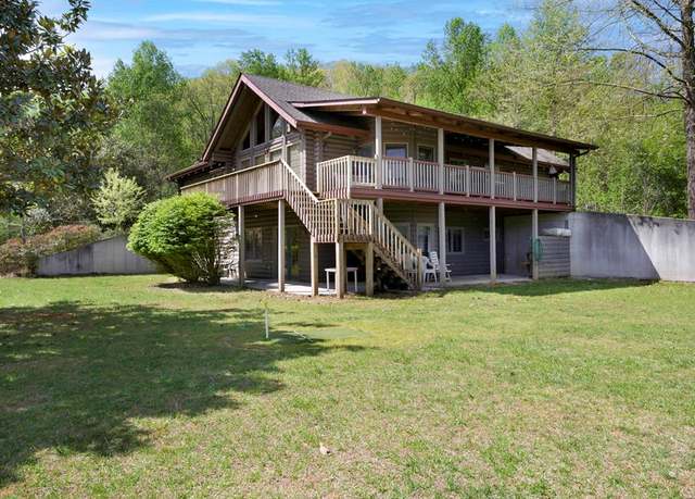 Property at 68 Countryside Ln, Hayesville, NC 28904, 2 beds, 2.5 baths