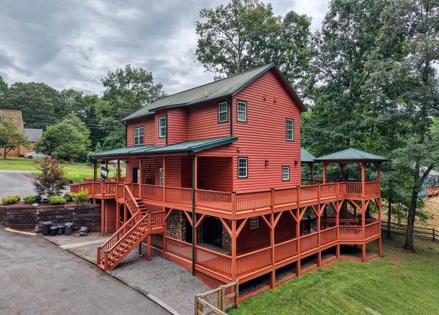 Property at 414 Mulkey Dr, Murphy, NC 28904, 3 beds, 3 baths