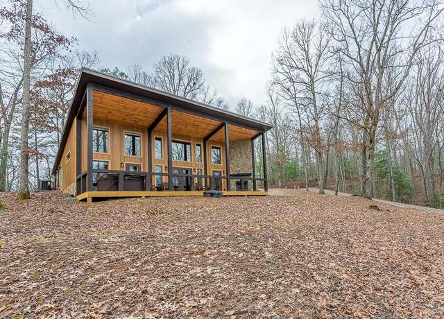 Property at 305 Antler Ln, Murphy, NC 28906, 2 beds, 2 baths