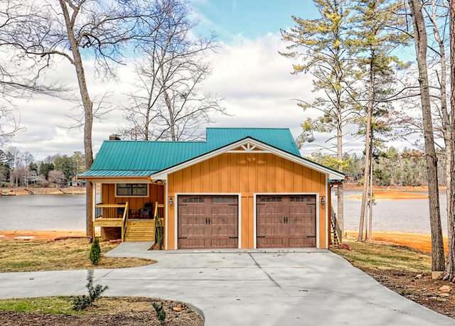 Property at 332 Piney Point Rd, Blairsville, GA 30512, 4 beds, 4 baths