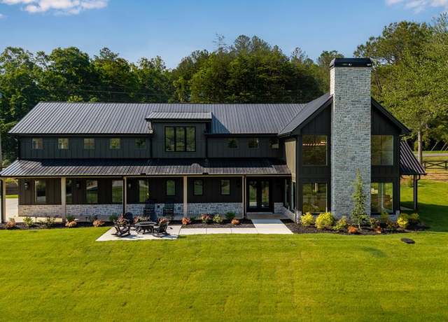 Property at 1801 Grassy Creek Rd, Copperhill, TN 37317, 4 beds, 5.5 baths