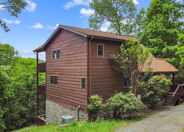 Property at 458 Sugar Mountain Rd, Blue Ridge, GA 30513, 3 beds, 3 baths
