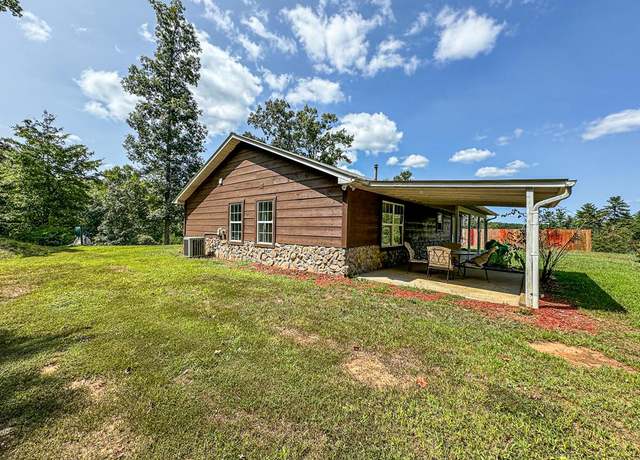 Property at 457 Cross Creek Ln, Murphy, NC 28906, 3 beds, 1 bath